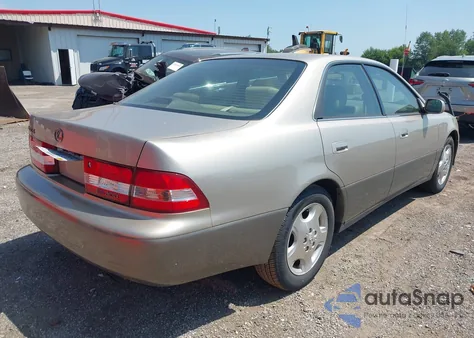 2000 Lexus Es 300 from USA, damaged, VIN JT8BF28G7Y0285648